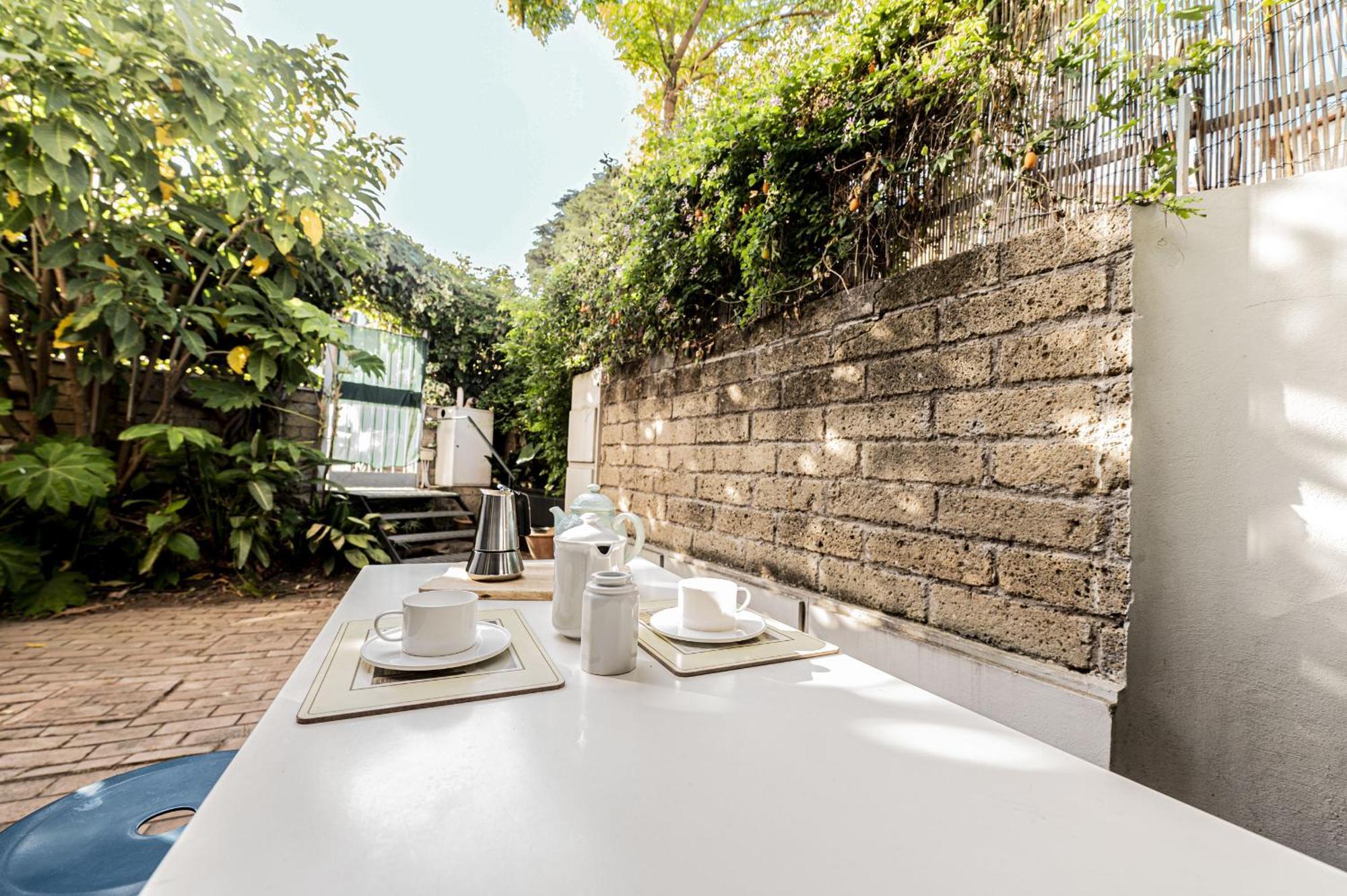 Apartment Lovely Garden In Beautiful San Saba